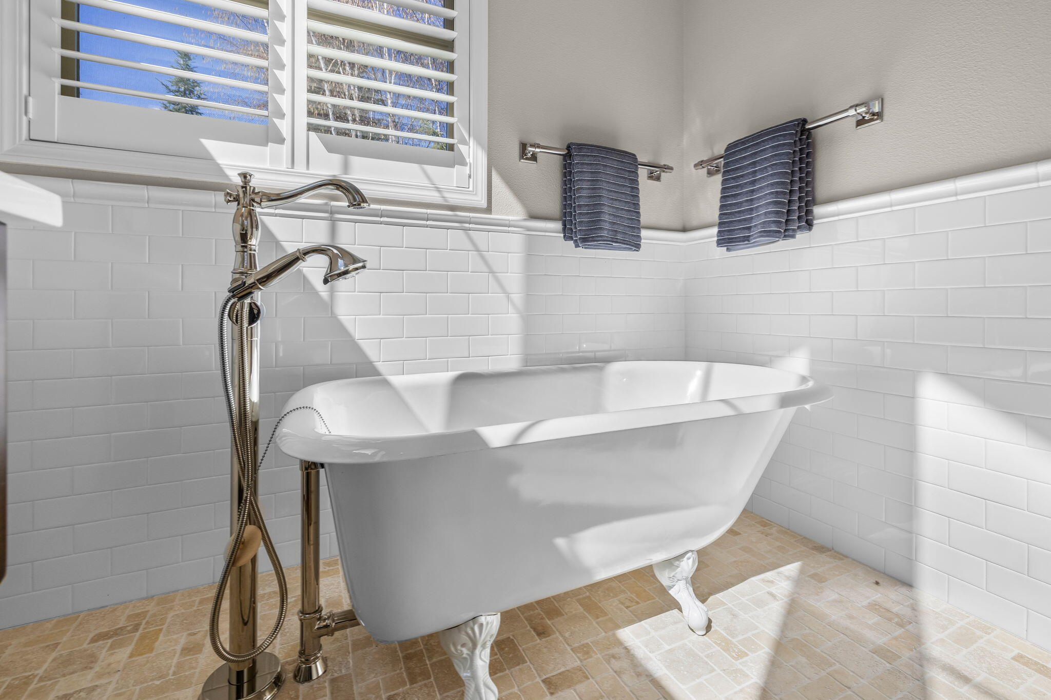 Broken Top - Residential