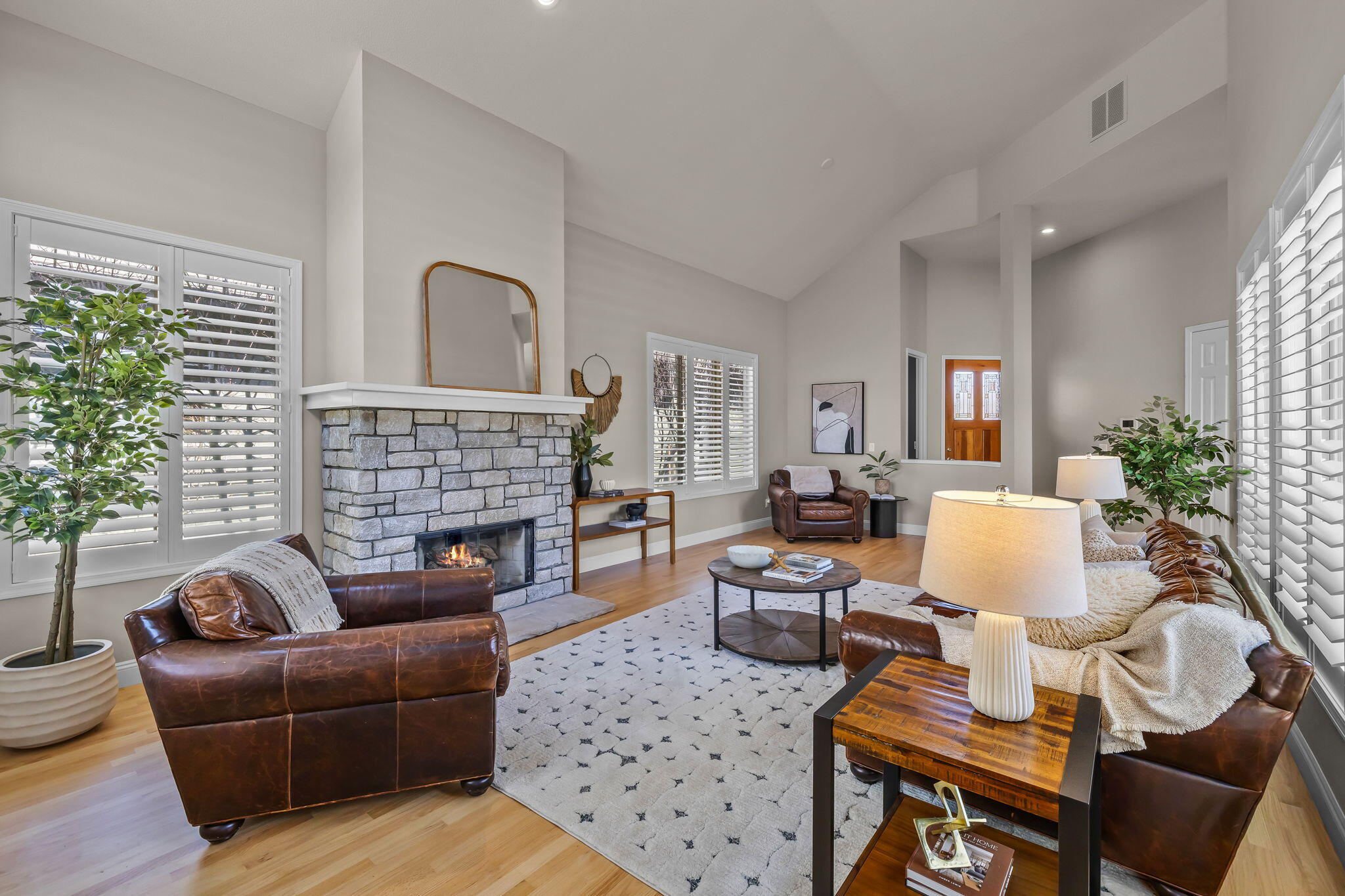 Broken Top - Residential