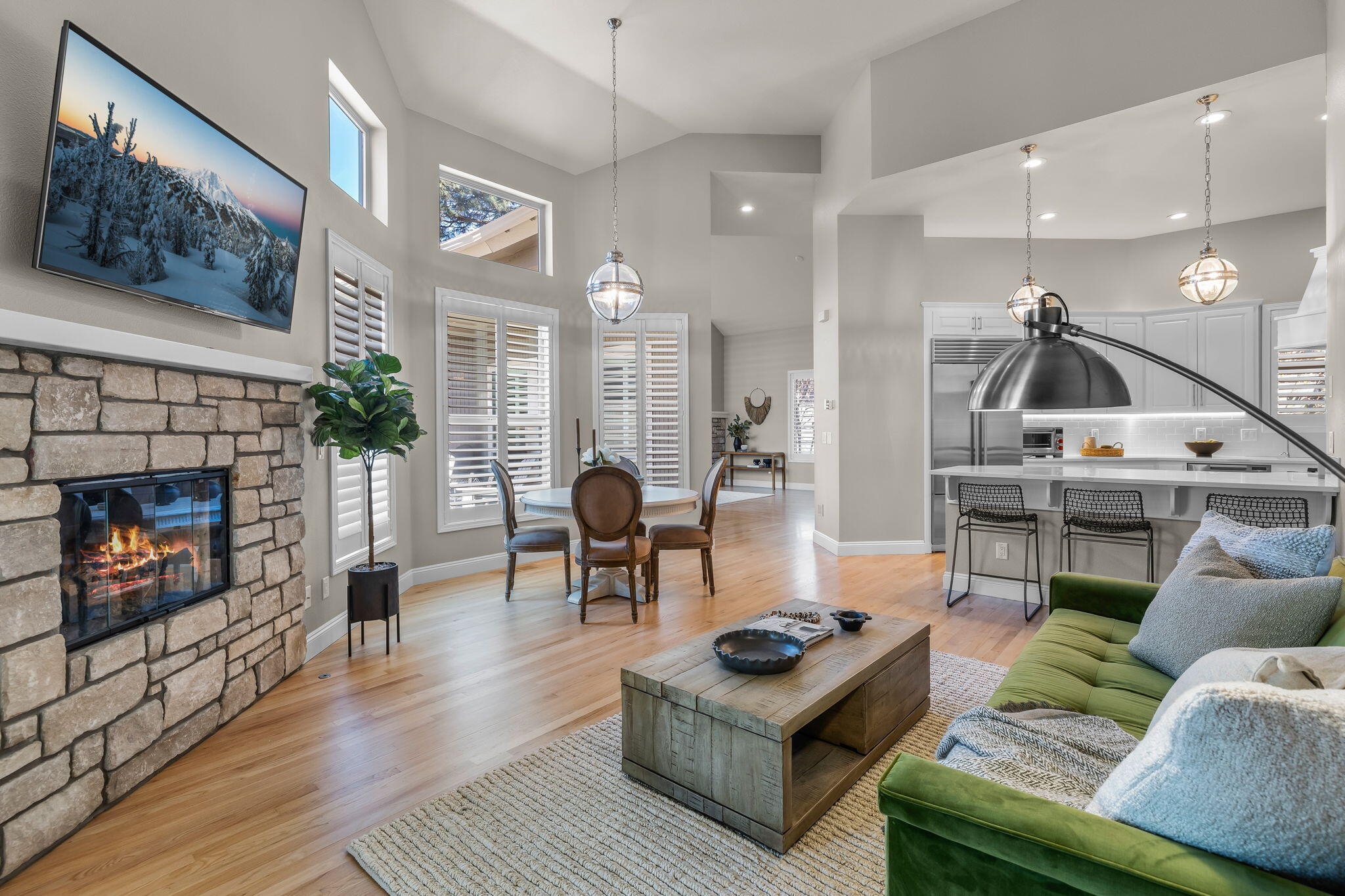 Broken Top - Residential