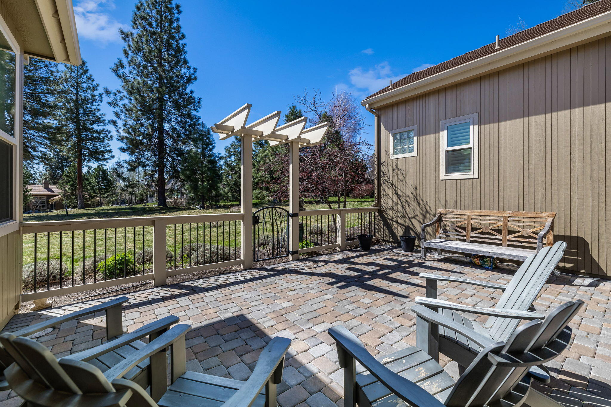 Broken Top - Residential