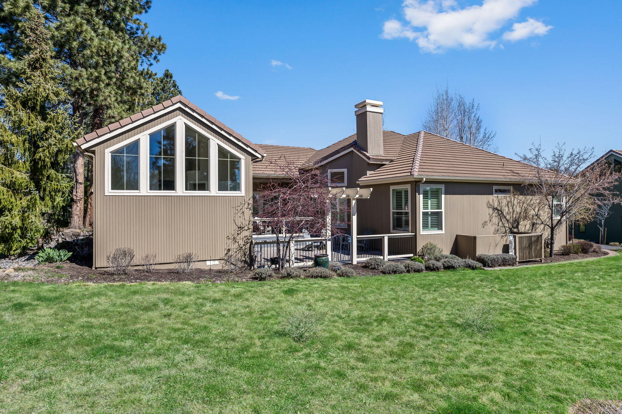 Broken Top - Residential