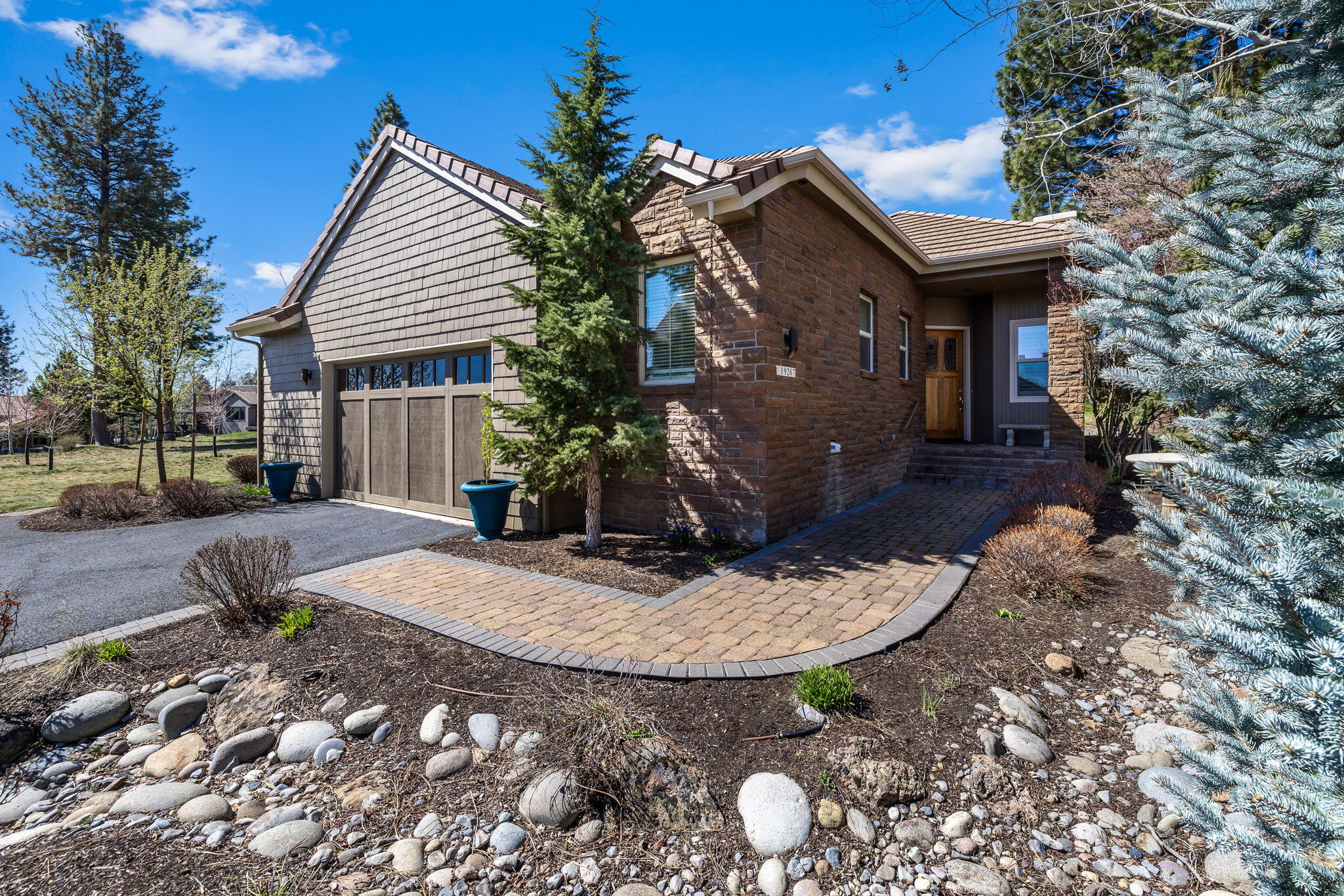 Broken Top - Residential