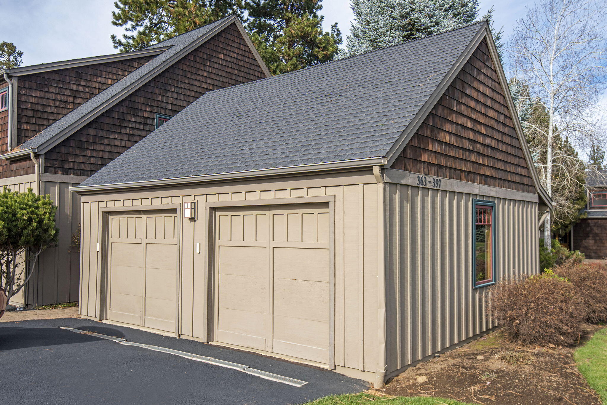 Pine Meadow Vill - Residential