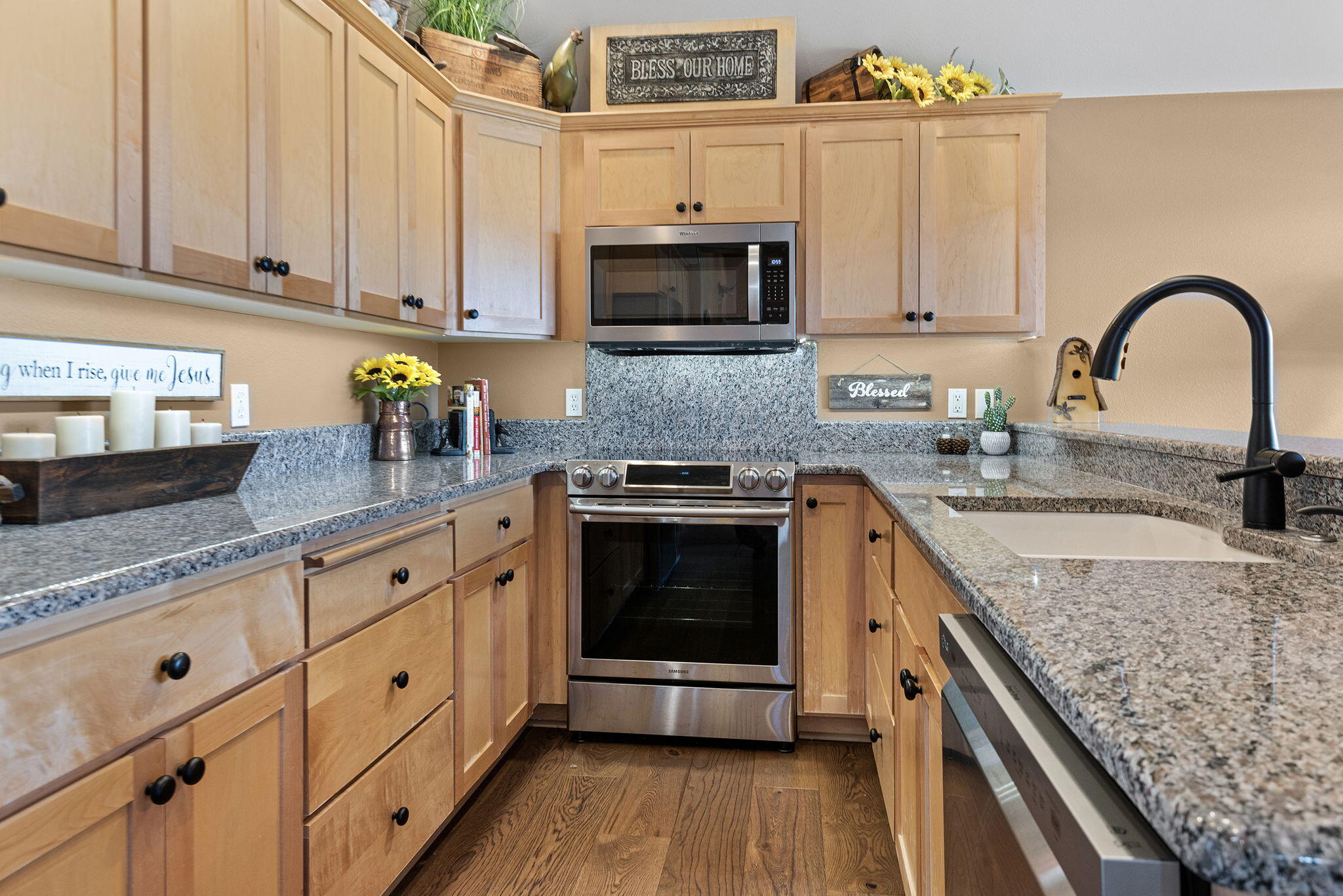 Pine Meadow Vill - Residential