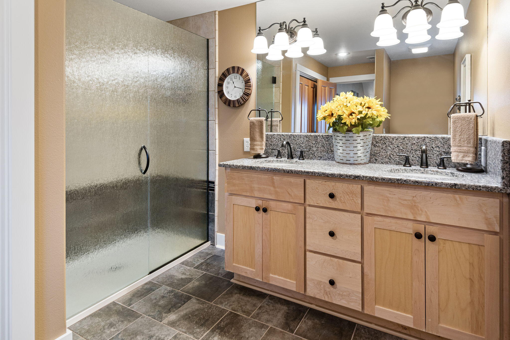 Pine Meadow Vill - Residential