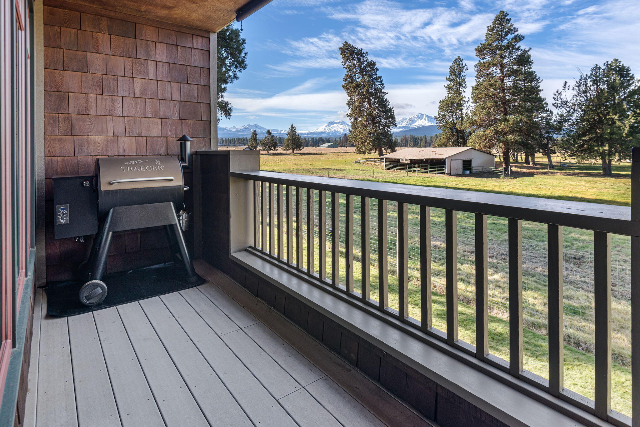 Pine Meadow Vill - Residential