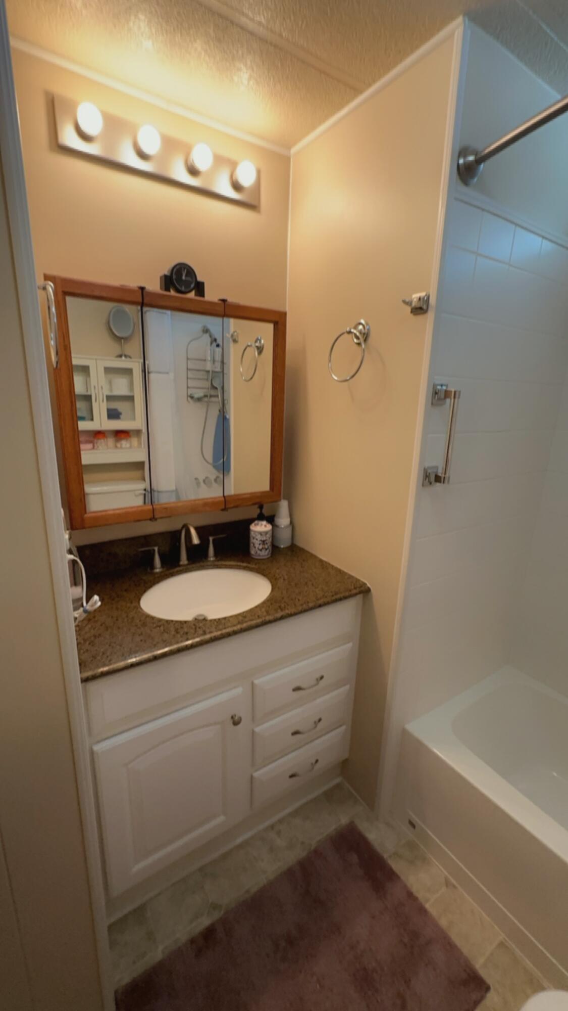 Peachblow Paradise Orchard - Residential