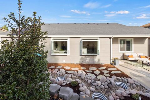 Tiny photo for 824 Quail Park Circle, Klamath Falls, OR 97601 (MLS # 220213704)