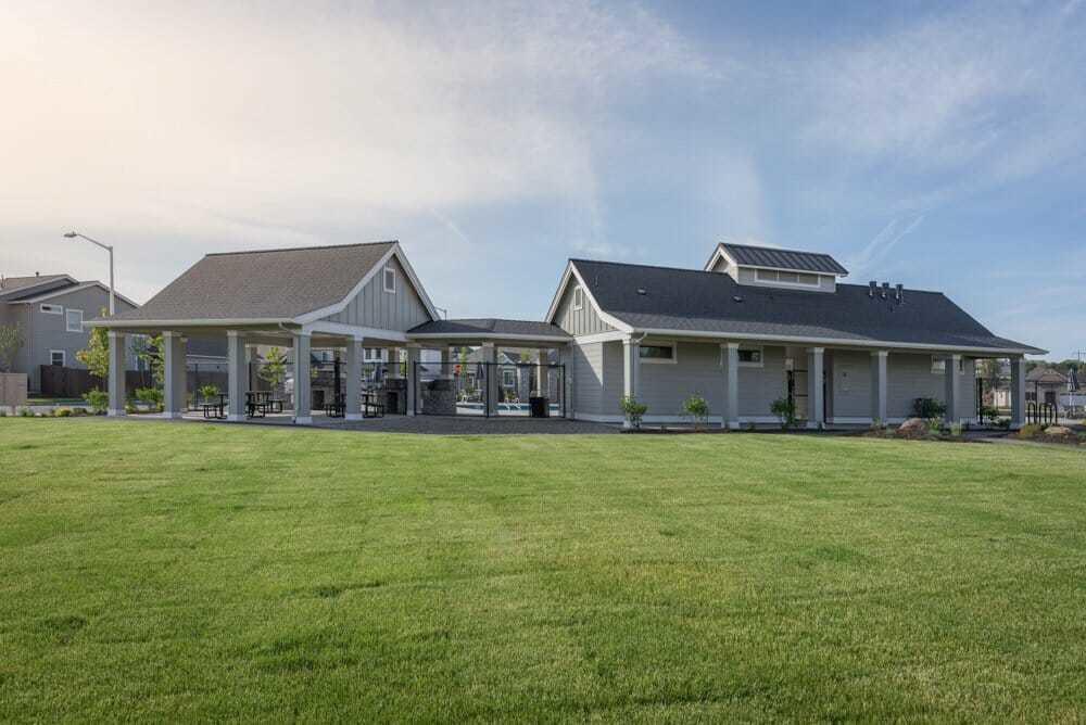 Triple Ridge - Residential