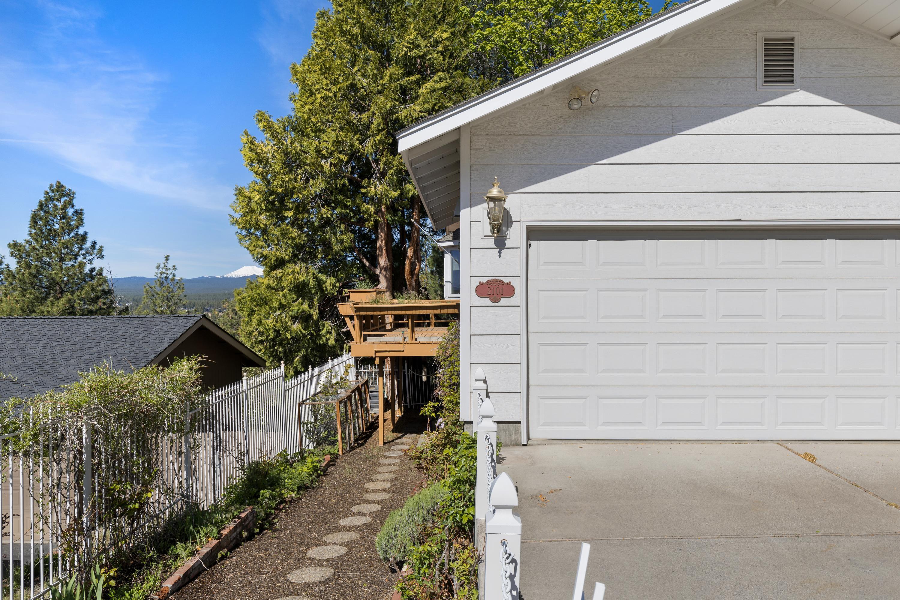 West Hills - Residential