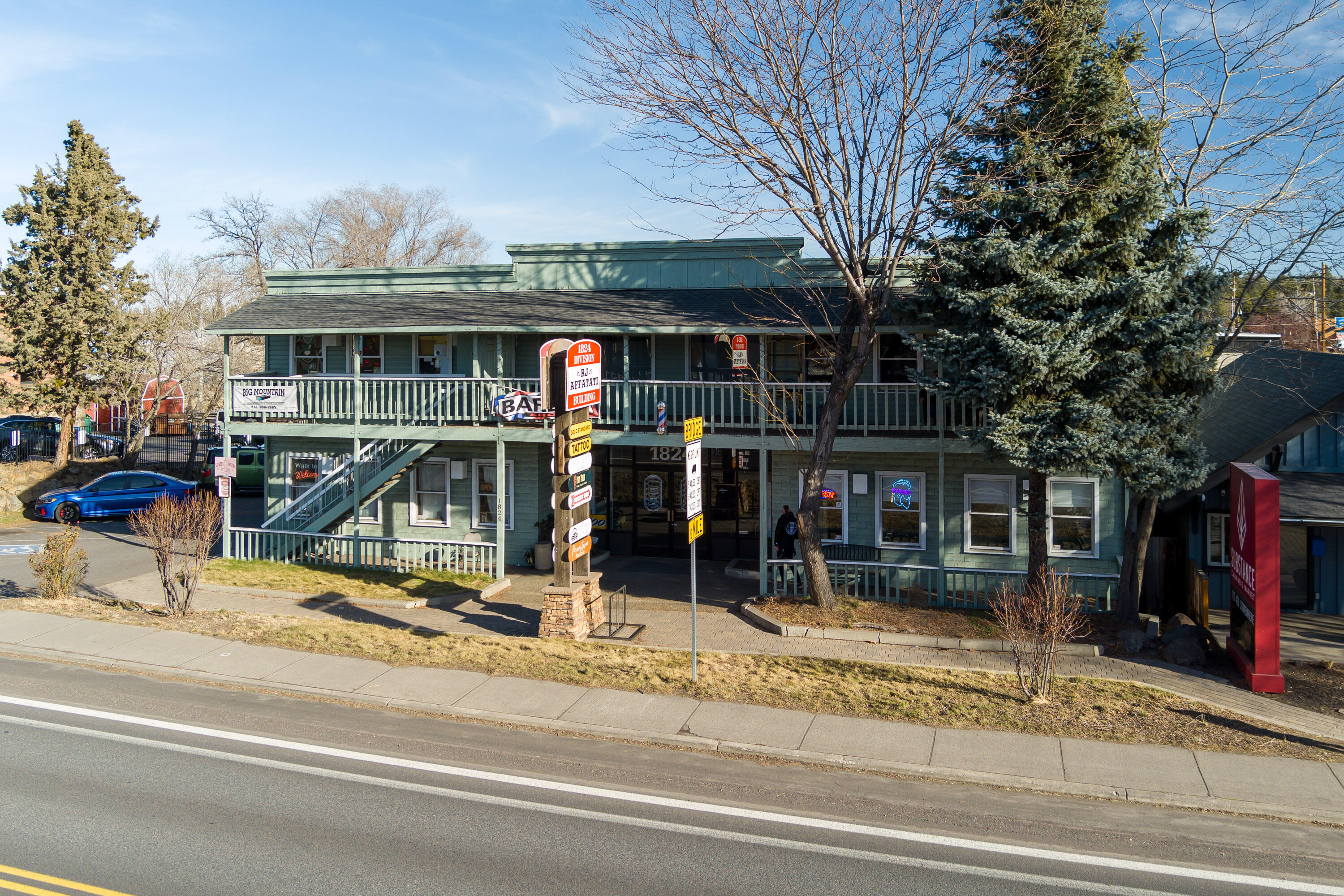 1824 NE Division Street