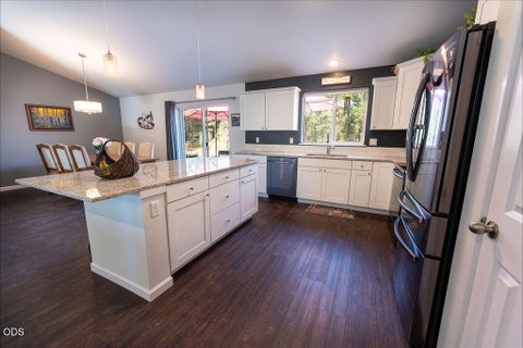Tiny photo for 16346 Park Drive, La Pine, OR 97739 (MLS # 220223071)