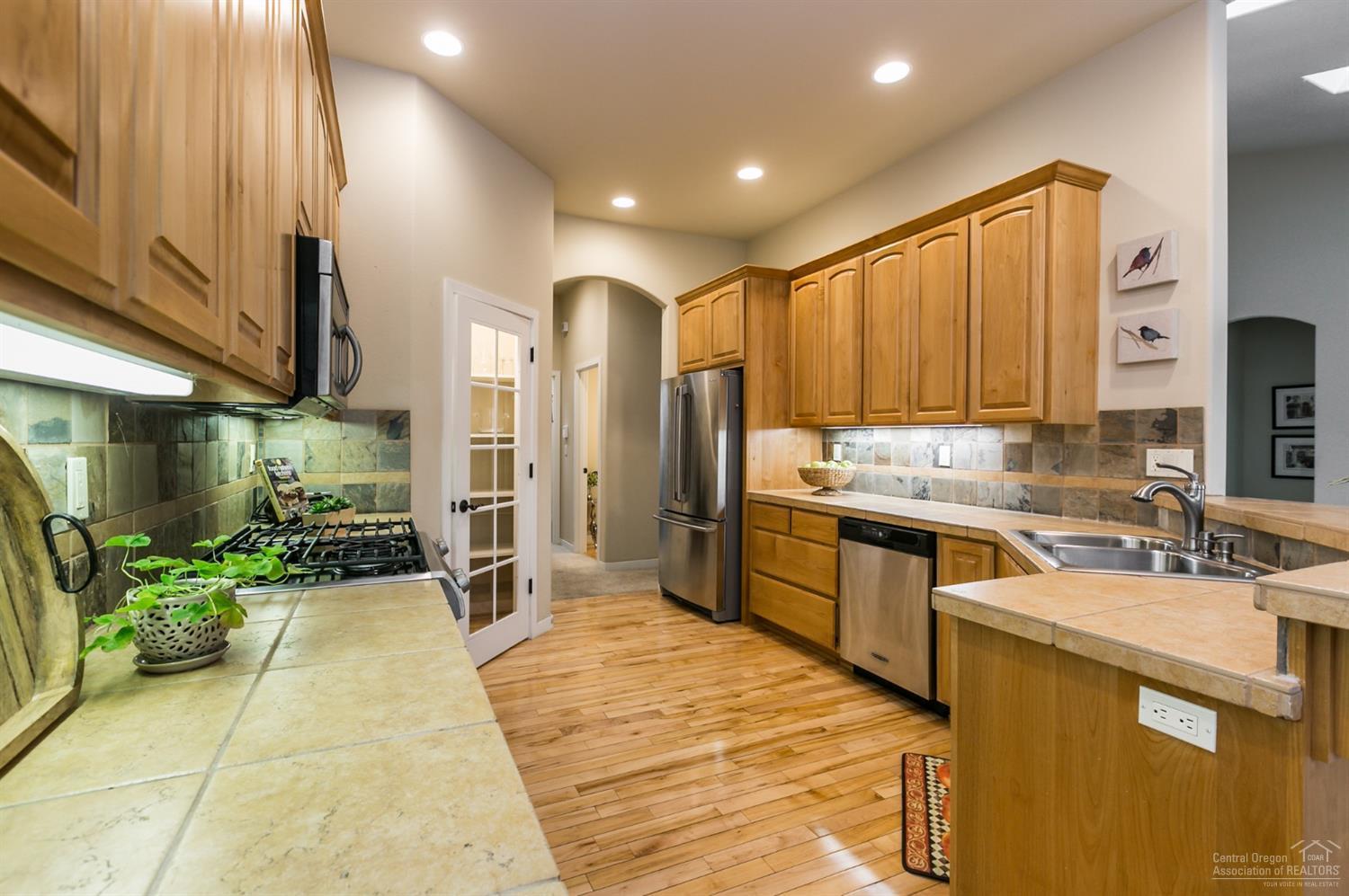 Broken Top - Residential