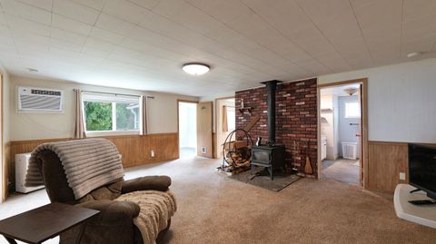 Tiny photo for 431 Red Blanket Road, Prospect, OR 97536 (MLS # 220212409)