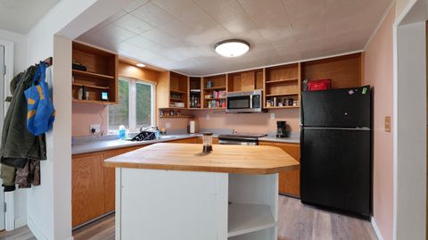 Tiny photo for 431 Red Blanket Road, Prospect, OR 97536 (MLS # 220212409)