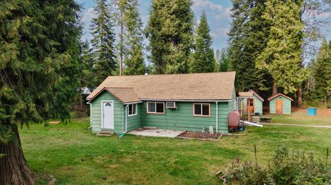 Tiny photo for 431 Red Blanket Road, Prospect, OR 97536 (MLS # 220212409)