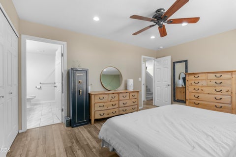 Tiny photo for 20716 Amber Way, Bend, OR 97701 (MLS # 220227312)