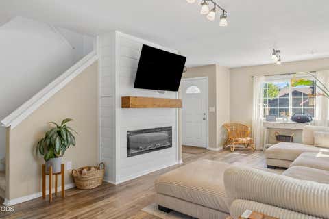 Tiny photo for 20716 Amber Way, Bend, OR 97701 (MLS # 220227312)