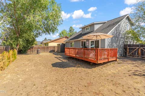 Tiny photo for 20716 Amber Way, Bend, OR 97701 (MLS # 220227312)