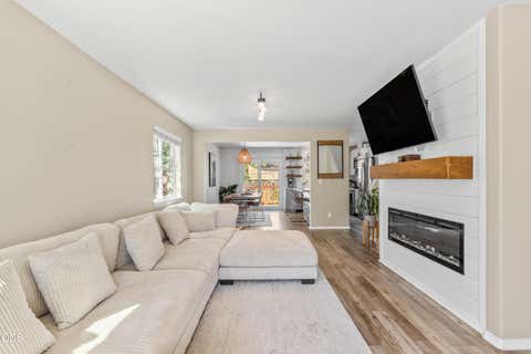 Tiny photo for 20716 Amber Way, Bend, OR 97701 (MLS # 220227312)