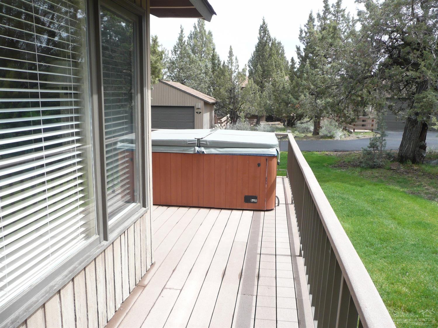 Eagle Crest - Residential