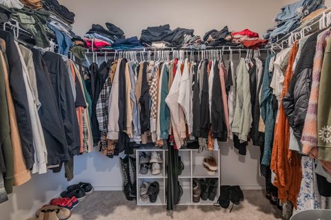 Tiny photo for 529 Black Bear Drive, Medford, OR 97501 (MLS # 220211937)