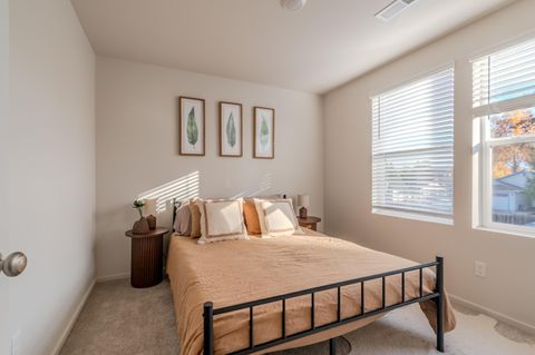 Tiny photo for 529 Black Bear Drive, Medford, OR 97501 (MLS # 220211937)