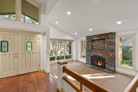 Tiny photo for 20375 SE Big Bear Court, Bend, OR 97702 (MLS # 220212579)