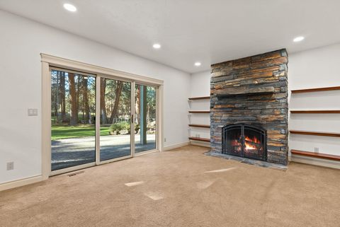 Tiny photo for 20375 SE Big Bear Court, Bend, OR 97702 (MLS # 220212579)