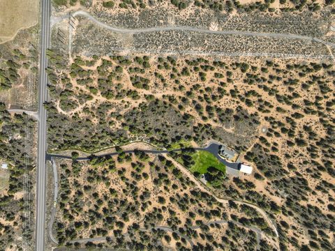 Tiny photo for 21821 Butler Market RD, Bend, OR 97701 (MLS # 220221154)