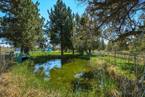 Tiny photo for 21821 Butler Market RD, Bend, OR 97701 (MLS # 220221154)