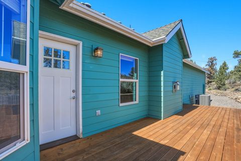 Tiny photo for 21821 Butler Market RD, Bend, OR 97701 (MLS # 220221154)