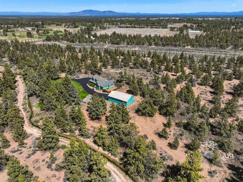 Tiny photo for 21821 Butler Market RD, Bend, OR 97701 (MLS # 220221154)