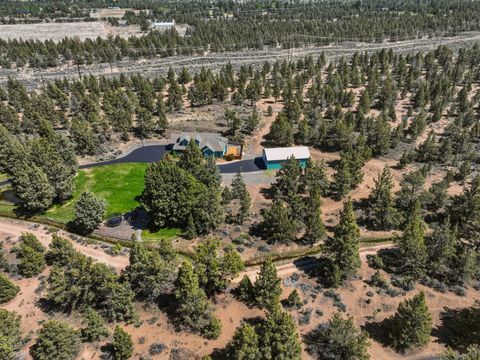 Tiny photo for 21821 Butler Market RD, Bend, OR 97701 (MLS # 220221154)