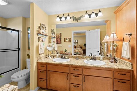 Tiny photo for 3260 Nellie Ettinger Lane, Medford, OR 97504 (MLS # 220211574)