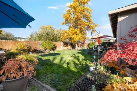 Tiny photo for 3260 Nellie Ettinger Lane, Medford, OR 97504 (MLS # 220211574)