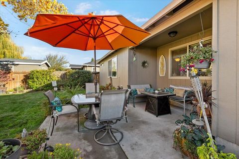 Tiny photo for 3260 Nellie Ettinger Lane, Medford, OR 97504 (MLS # 220211574)