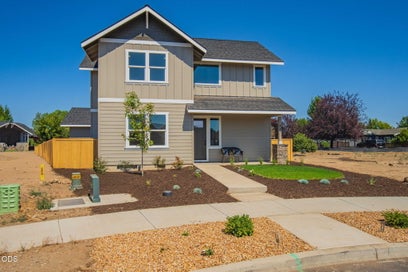 887 NW 18th Court 263 Redmond OR 97756