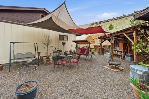Tiny photo for 2577 SE Hill Street, Prineville, OR 97754 (MLS # 220219818)