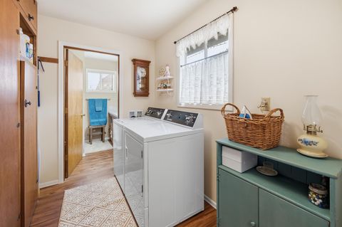 Tiny photo for 2577 SE Hill Street, Prineville, OR 97754 (MLS # 220219818)