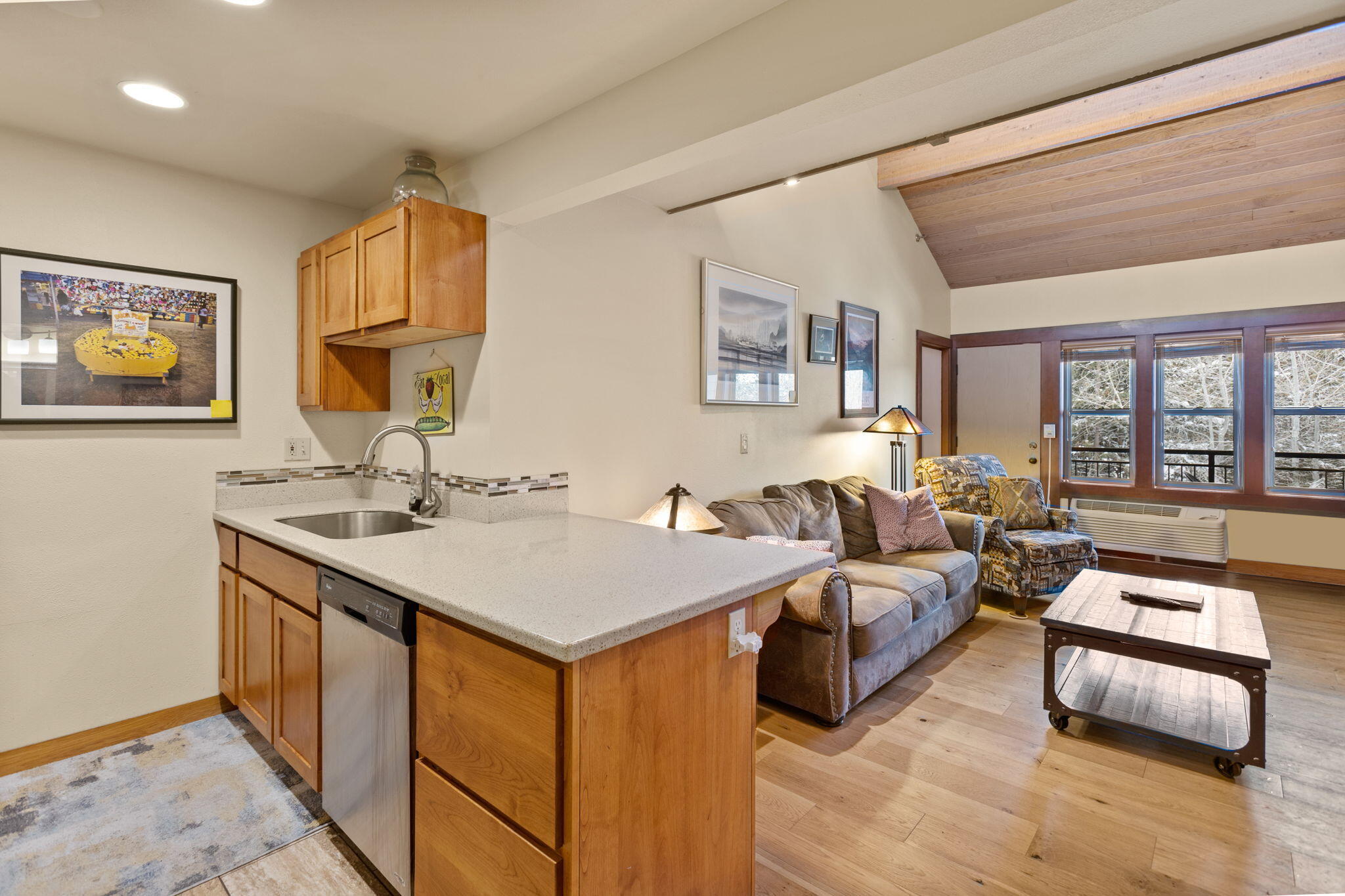 Inn Of The 7th - Residential