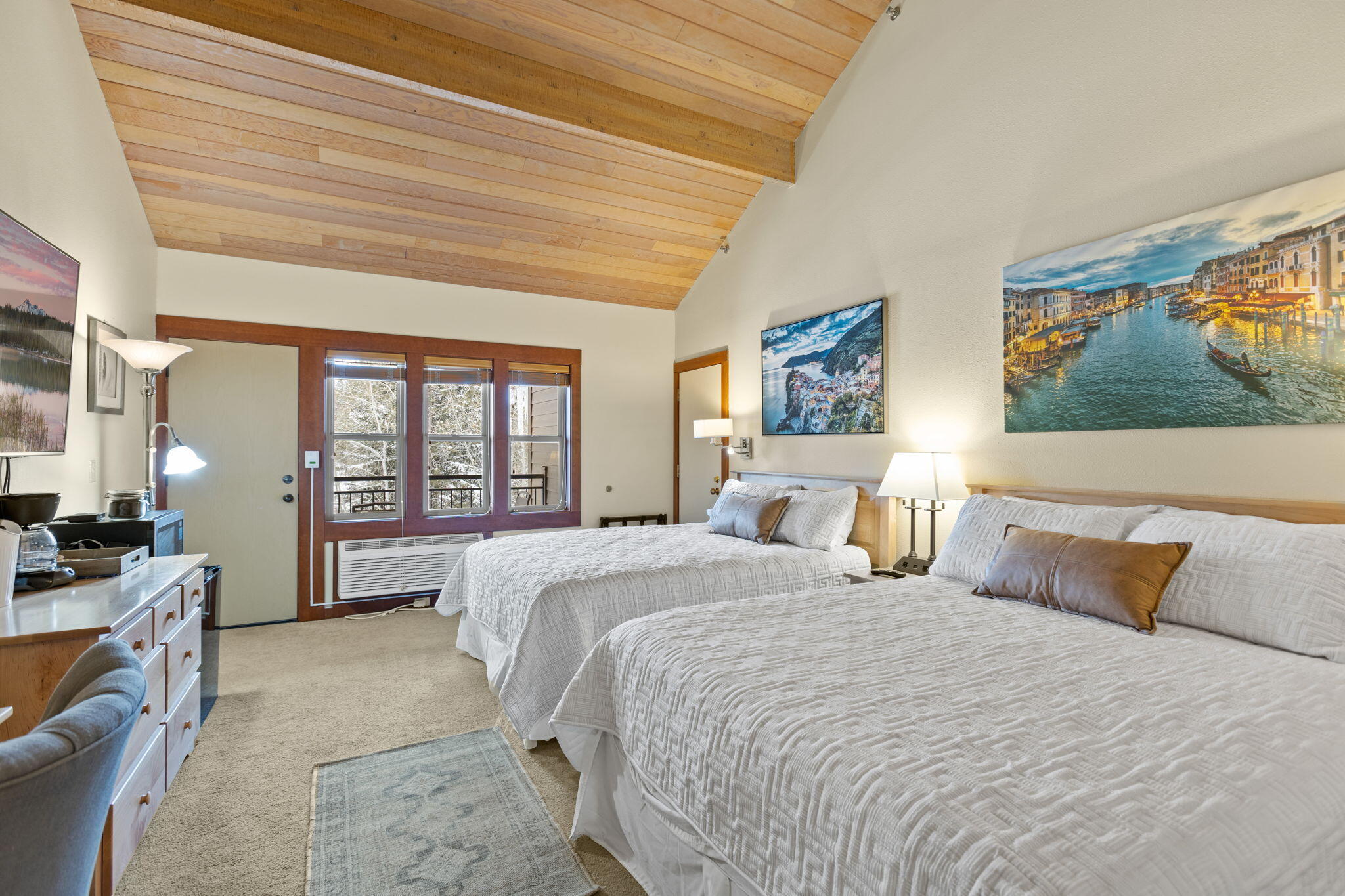 Inn Of The 7th - Residential