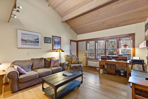 18575 SW Century Drive 2033-2034 Bend OR 97702