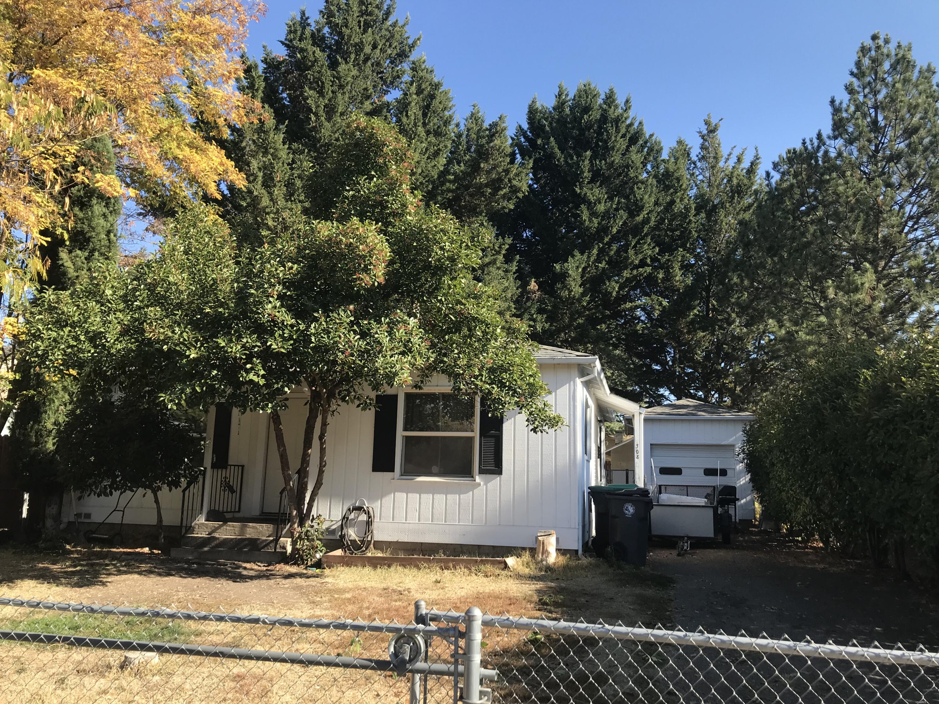 Laurelhurst Addition - Residential