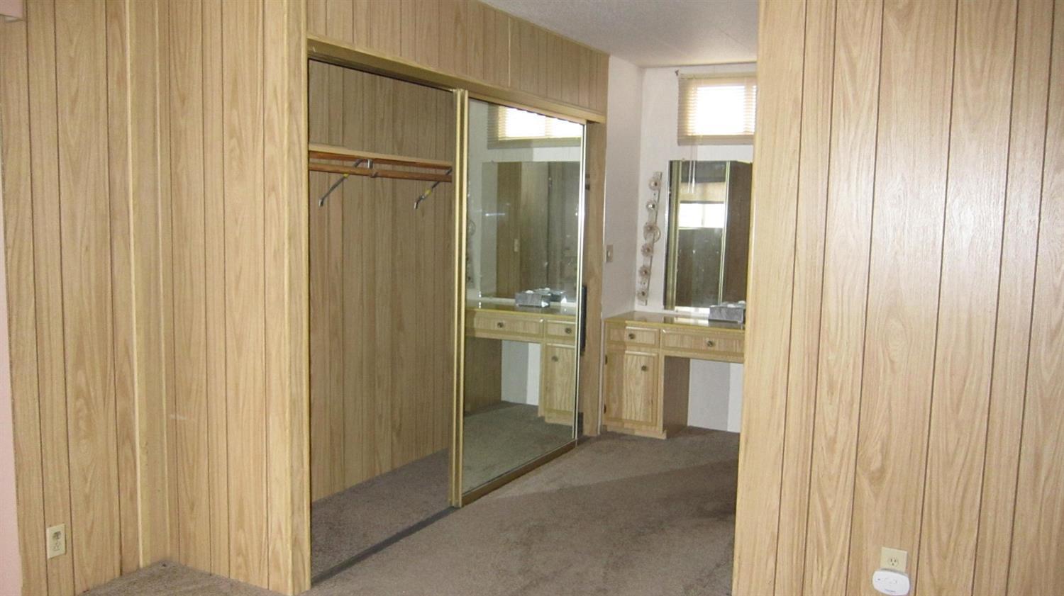 Rogue Lea Estates - Residential