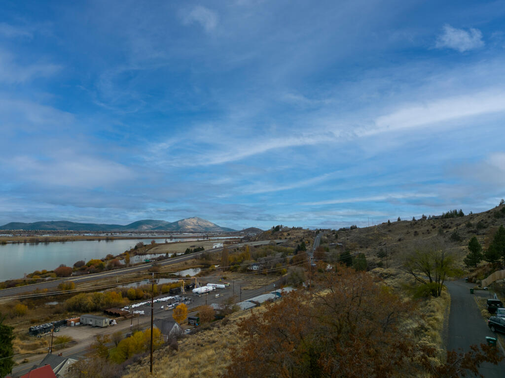 Klamath Falls -Lakeside Addition - Land