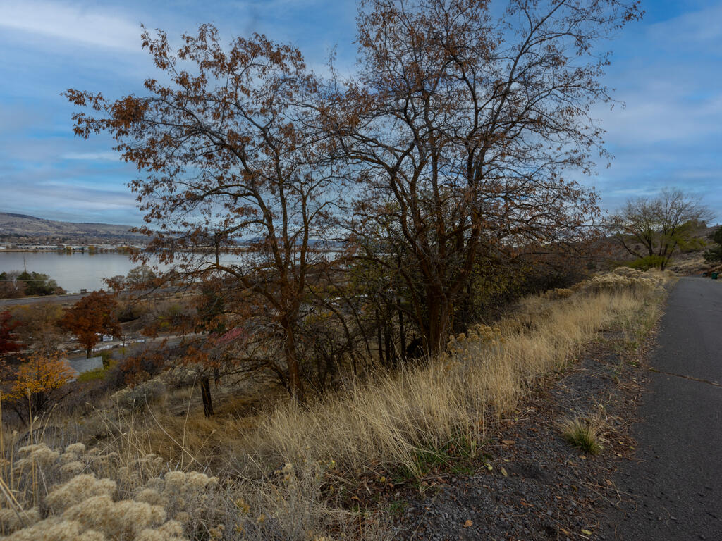 Klamath Falls -Lakeside Addition - Land
