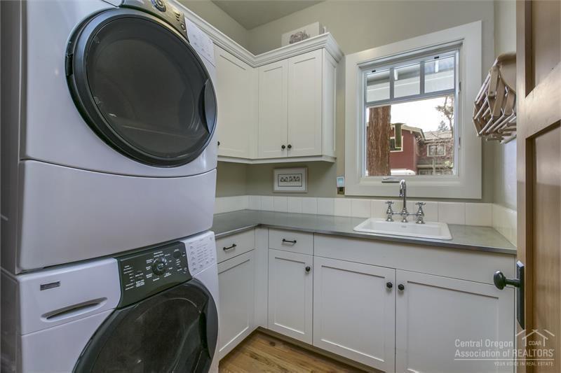 Pinelyn Park - Residential