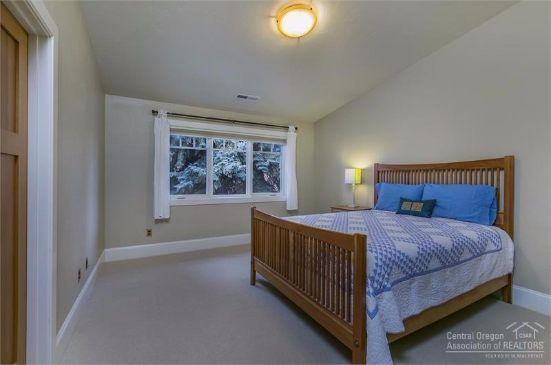 Pinelyn Park - Residential