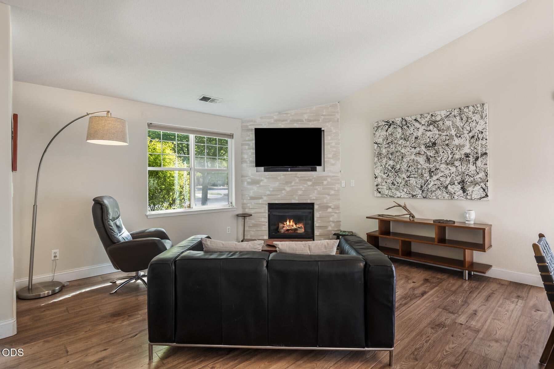 20606 Daisy Lane